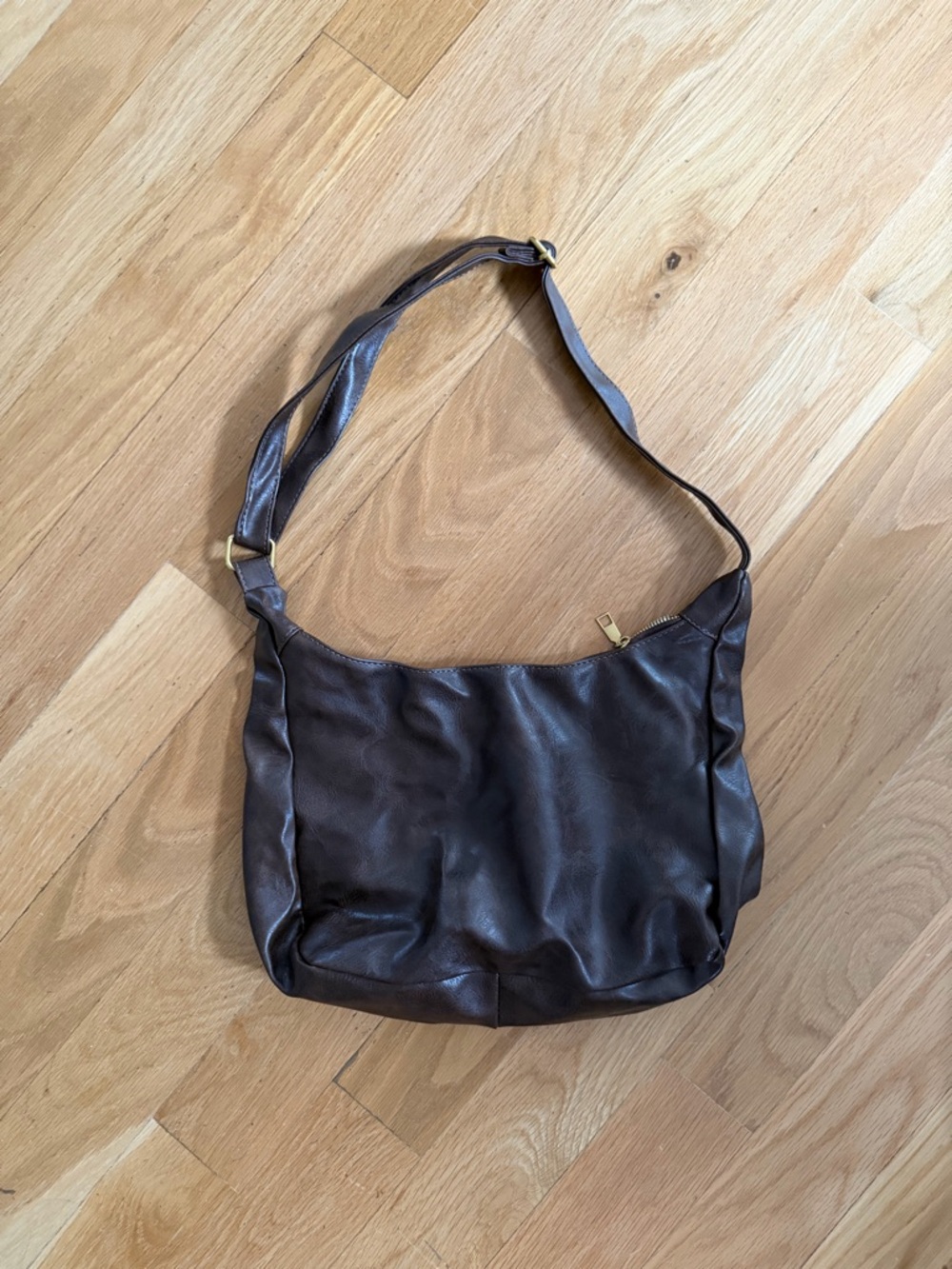 Classic Brown Leather Shoulder Bag
